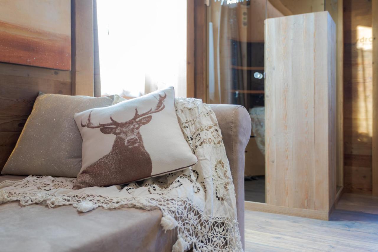 פולגריה John Luxury Suites מראה חיצוני תמונה